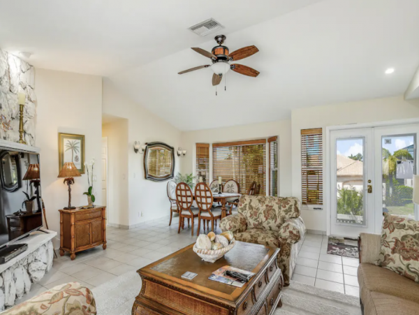 Canalfront Home with Pool, Hot Tub and Dock in Marco island